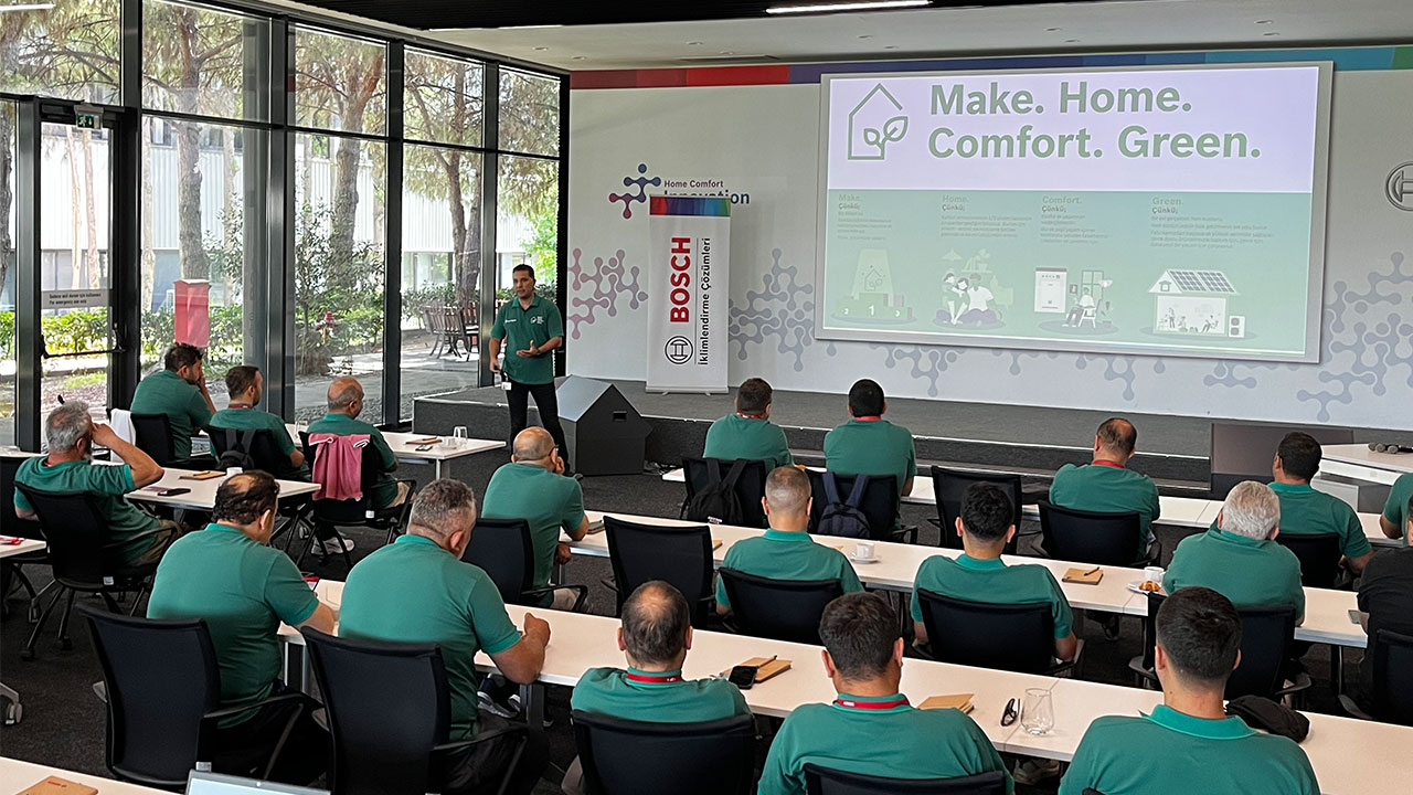 Bosch Home Comfort’un Elit İş Ortakları Manisa Fabrikasında Buluştu